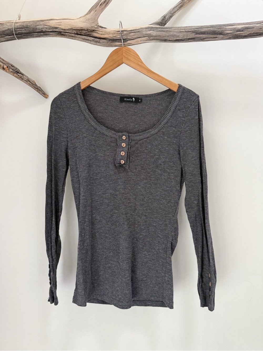 Kissfix Women’s Ribbed Knit Long Sleeve Henley Dark Heather Charcoal Gray Medium